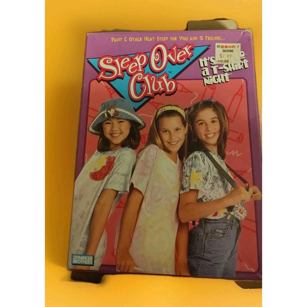 Sleep Over Club It's A T-Shirt Night Set Vintage 1995 Parker Bros